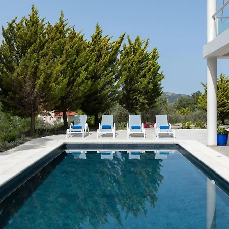 Villa Hill Top Pastida